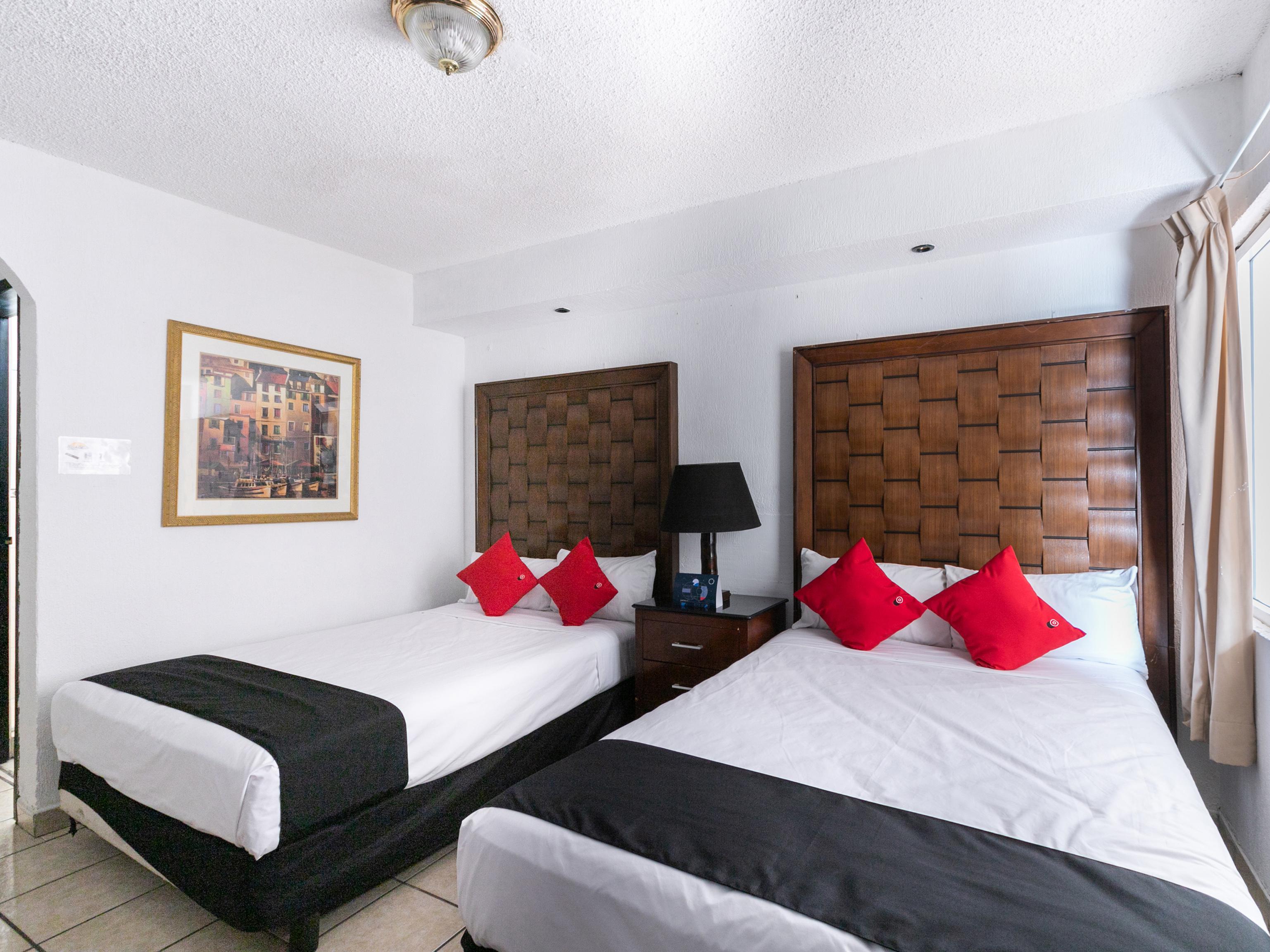 Capital O Zona Dorada Inn, Масатлан Экстерьер фото