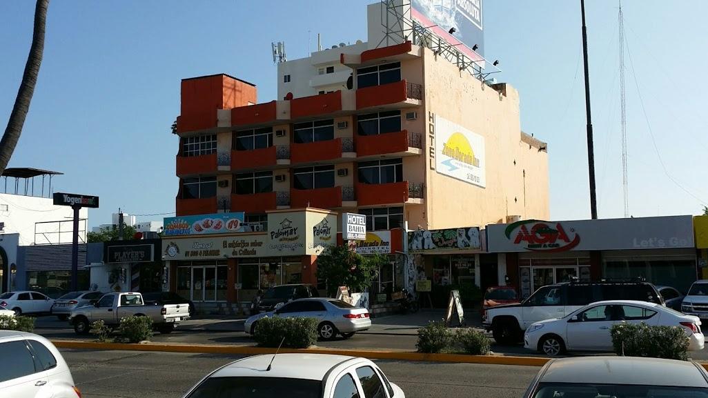 Capital O Zona Dorada Inn, Масатлан Экстерьер фото